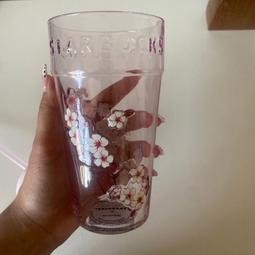2026 Starbucks Japan Exclusive Sakura Glass Cup with Straw - Picture 8 of 8